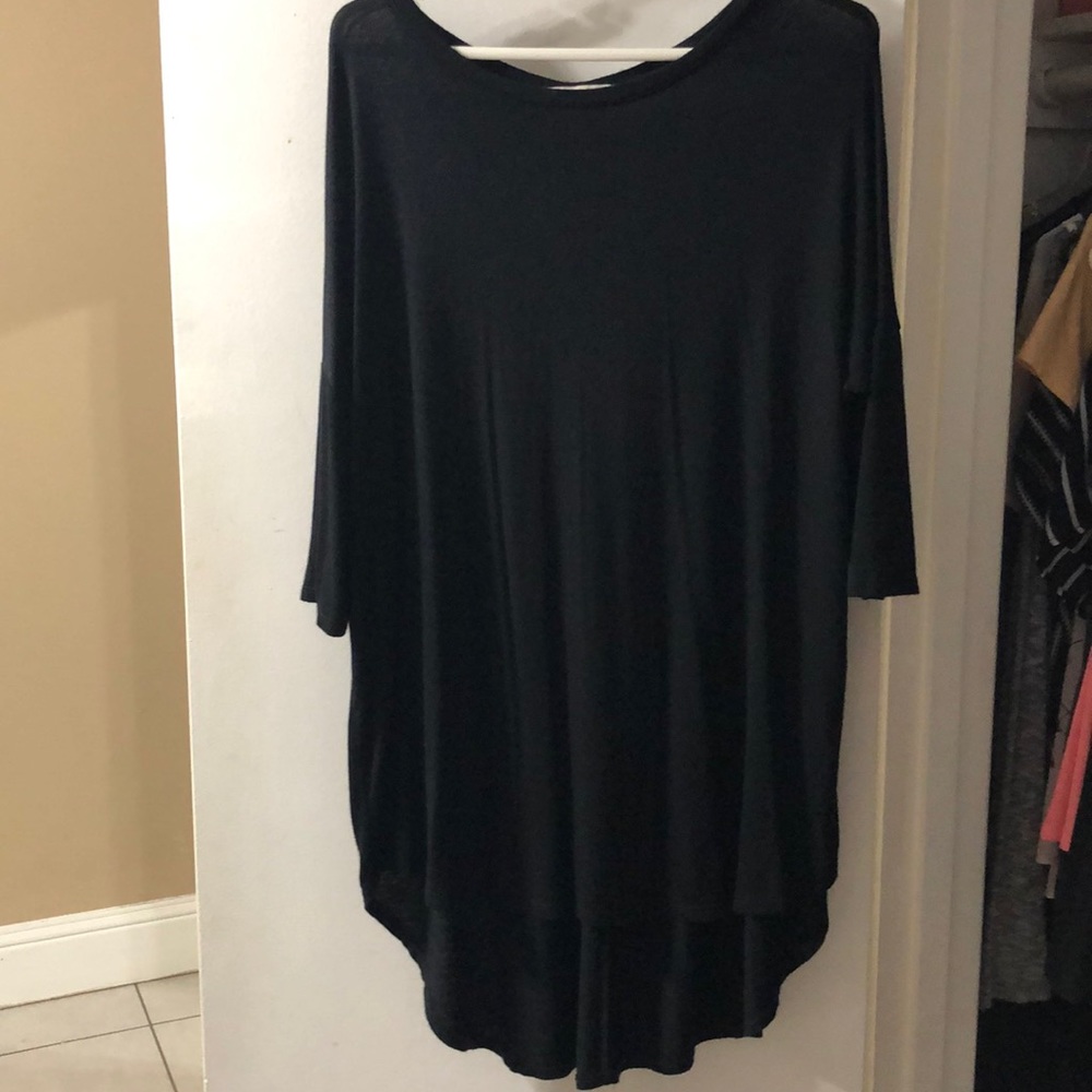 Black shirt